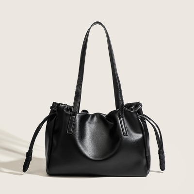 2024 Large Capacity Fashion Women‘s Bag Hundred Shoulder Armpit Bag Tote Small Square Bag