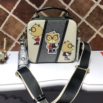 C1207-1 CREAM BEAR Cream Bear Bag Women‘s New Small Square Bag Cartoon Cute Bear Bag One Shoulder Messenger Bag